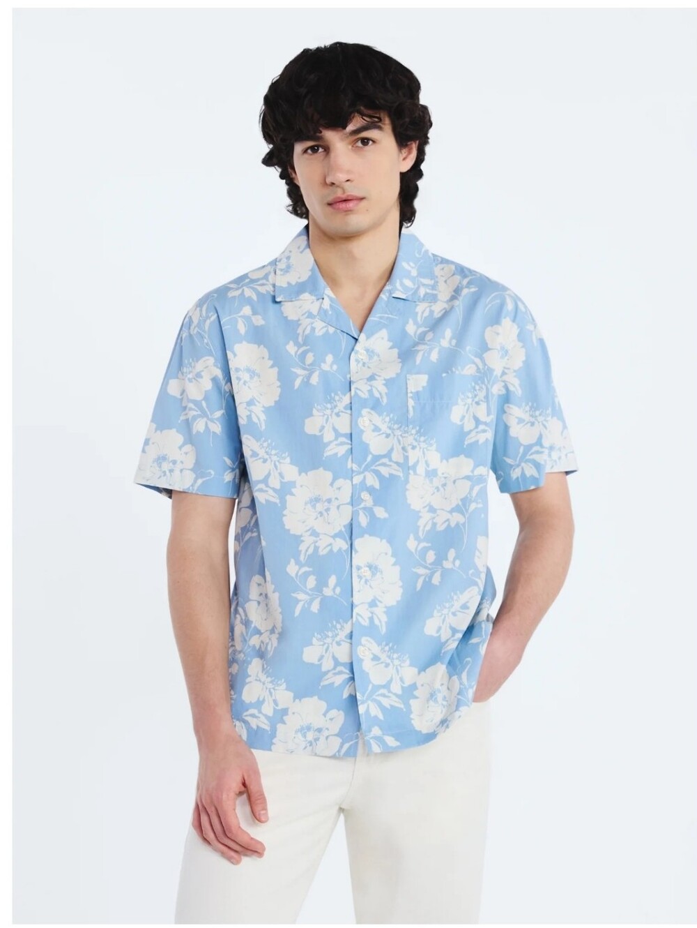 Free Assembly Men's and Big Men's Floral Cotton Camp Shirt with Short Sleeves